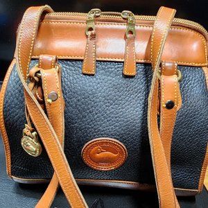 Vintage Dooney and Bourke Carpet Shoulder Bag